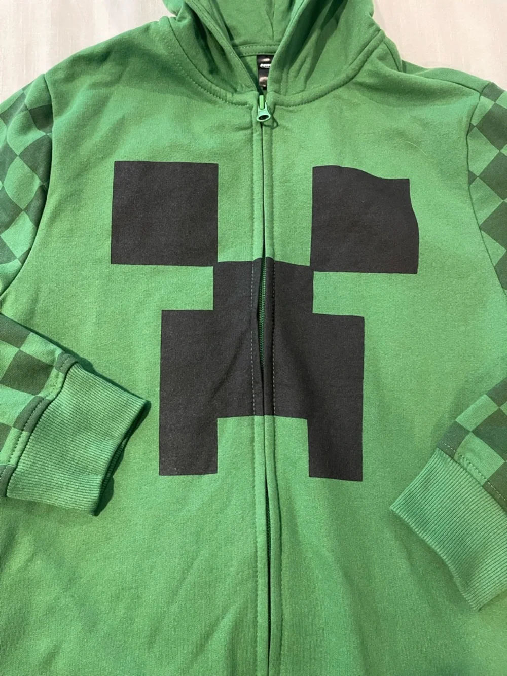 NWOT Kids Green Minecraft- Creeper Inspired Zip Hoodie
